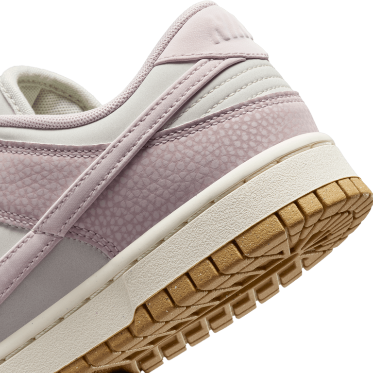 Nike Wmns Nike Dunk Low Premium Next Nature