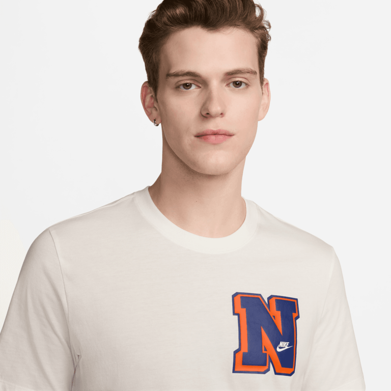 Nike Nike Sportswear Tee