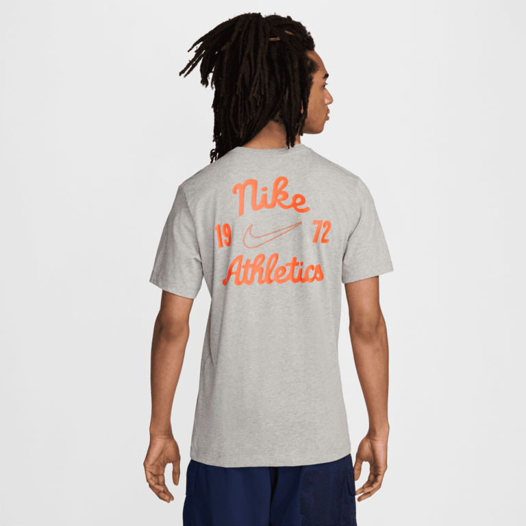 Nike Sportswear Tee