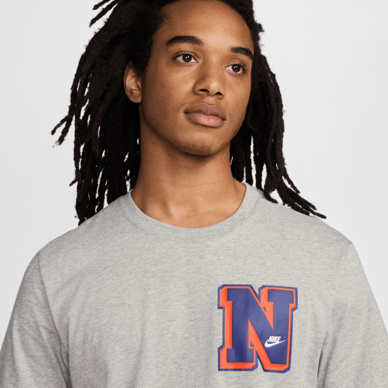 Nike Sportswear Tee