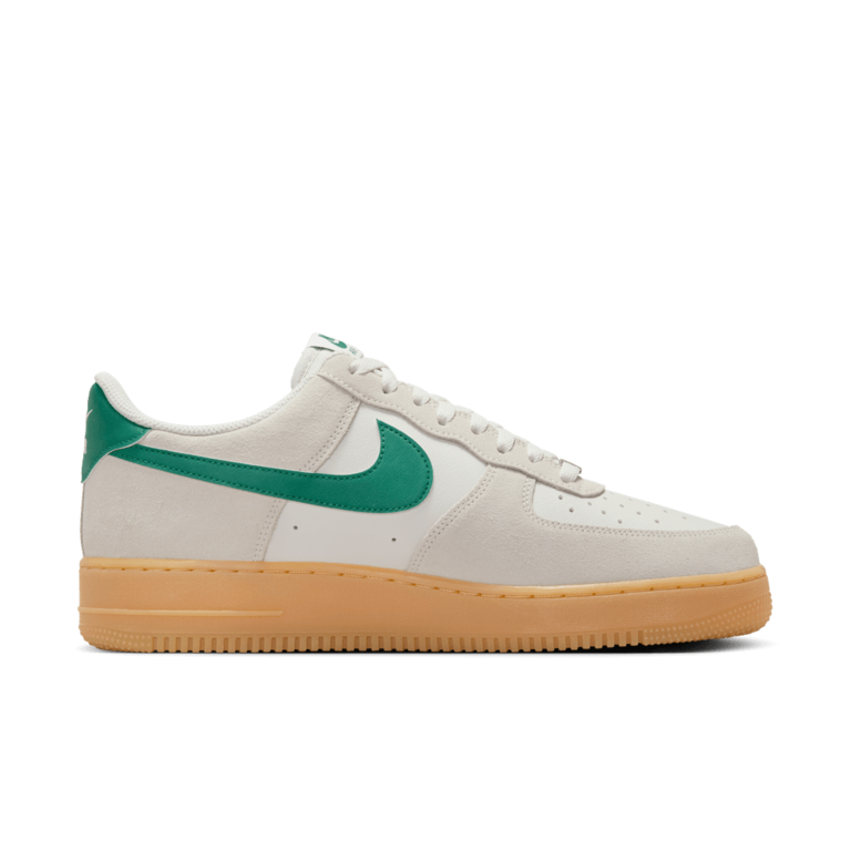 Nike Air Force 1 '07 LV8