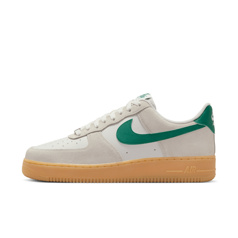 Nike Air Force 1 '07 LV8