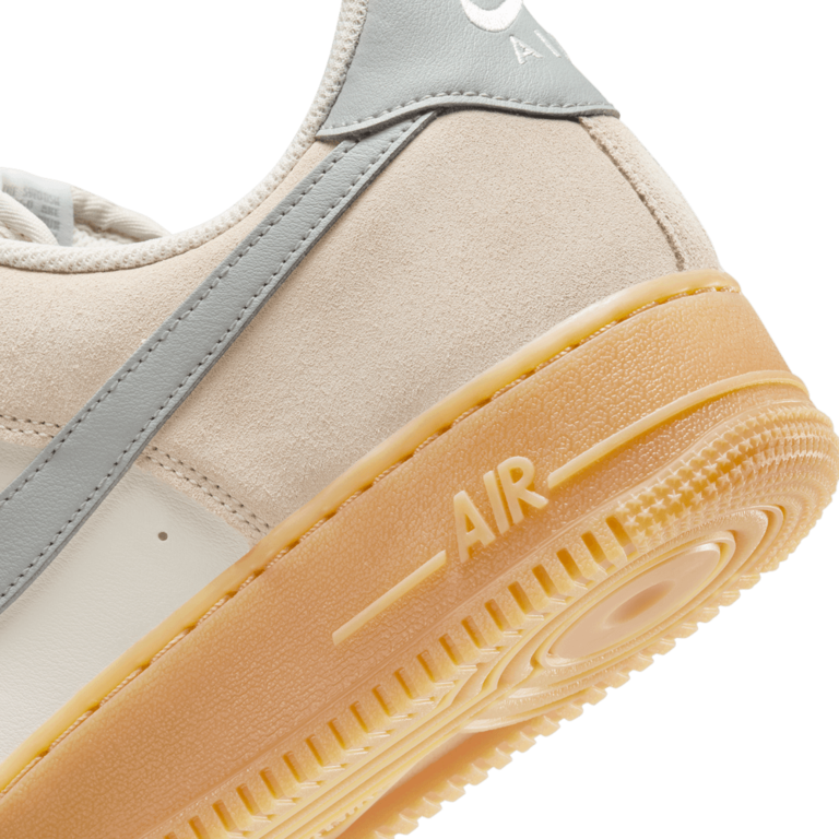 Nike Nike Air Force 1 '07 LV8