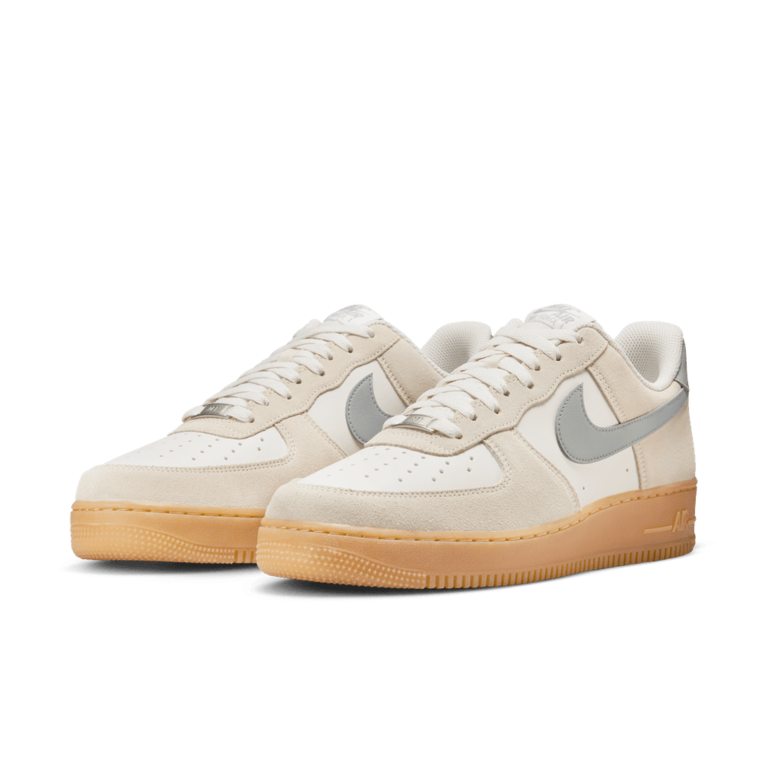 Nike Air Force 1 '07 LV8