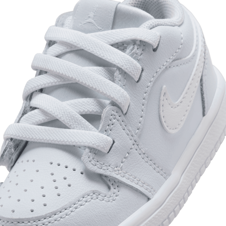 Air Jordan TD Air Jordan 1 Low Alt
