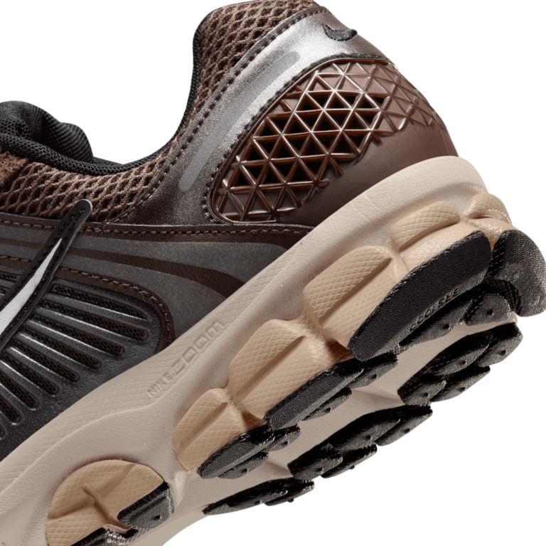 Nike Wmns Nike Zoom Vomero 5