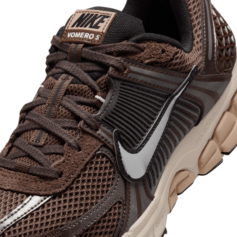 Nike Wmns Nike Zoom Vomero 5