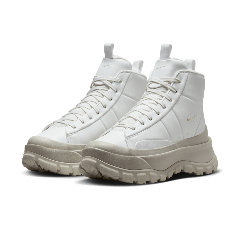 Nike Wmns Nike Blazer Roam Mid