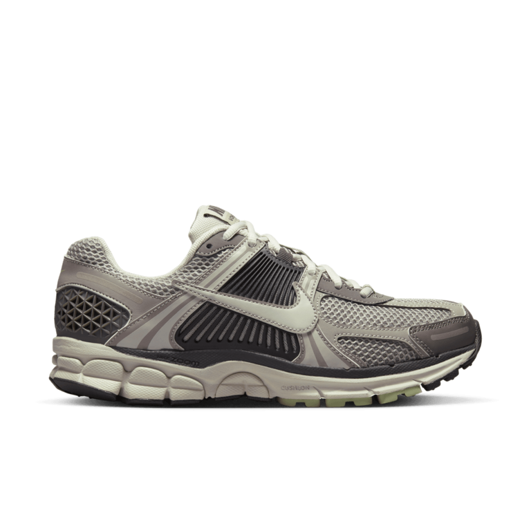 Nike Wmns Nike Zoom Vomero 5
