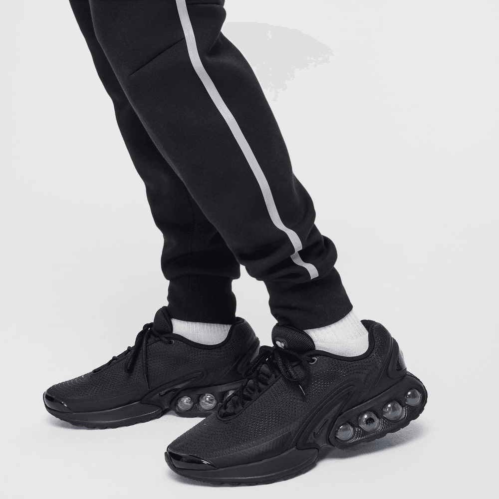 Nike Tech Fleece Jogger 'Black/Bemis Silver|FZ0762-010|Top Nike Tech Fleece Jogger 'Black/Bemis Silver|FZ0762-010|Top