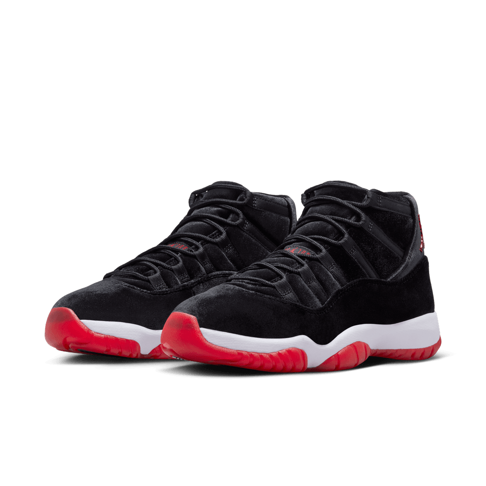 Air jordan xi gym red hotsell