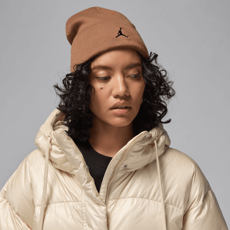 Air Jordan Air Jordan Peak Essential Beanie