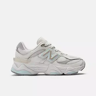 【NEW BALANCE】 グロッシーリボン ホーボーバッグ NEW BALANCE】☆女性用☆グロッシーリボンホーボーバッグ☆ (New