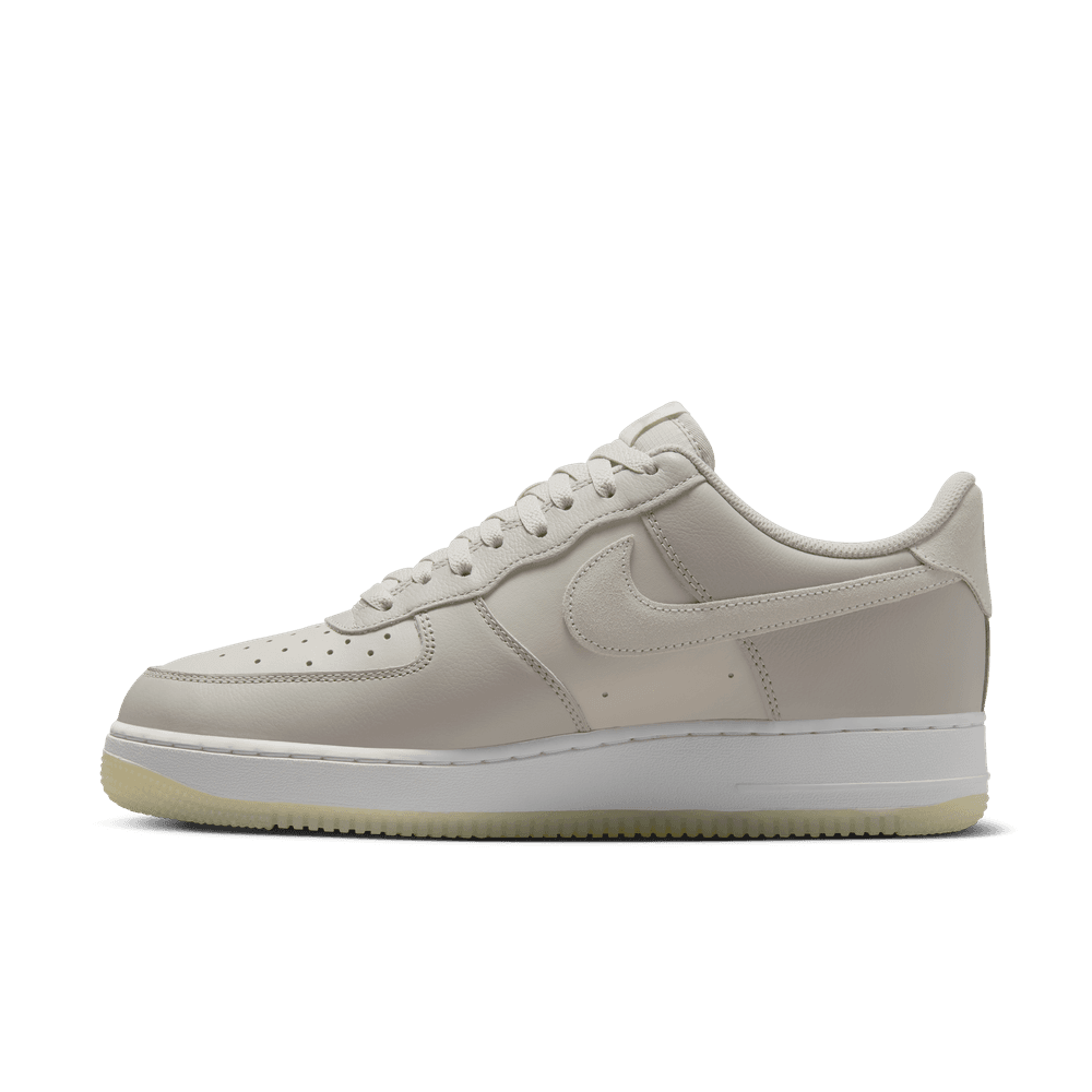 Air force 1 lv8 low top sale