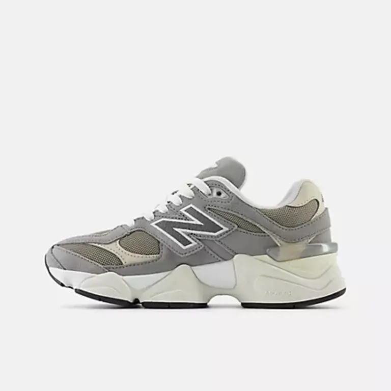 New Balance GS New Balance 9060