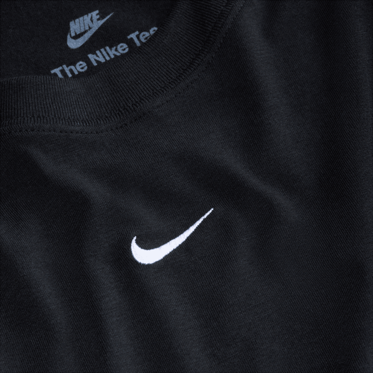 Nike Wmns Nike Sportswear Chill Knit Tee