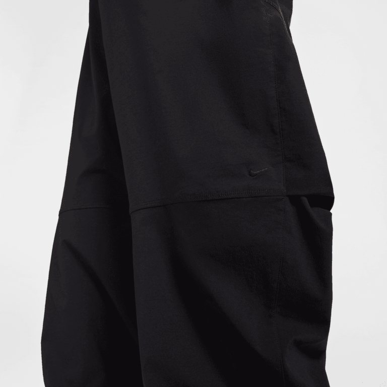 Nike Nike Tech Woven Oversized Pant