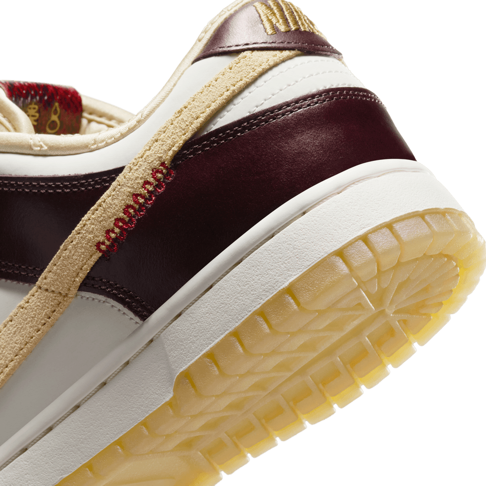 ☆nike☆ Dunk Low LX W SailSailBurgundyCrushTeamGold HV59911 NIKE Women's Dunk Low LX HV5991 171 - Shiekh