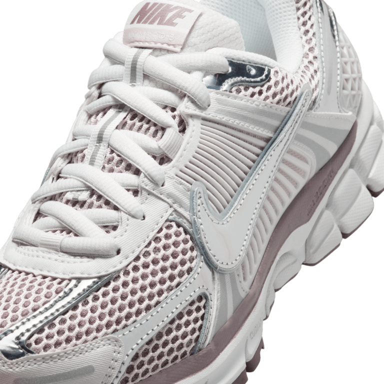 Nike Wmns Nike Zoom Vomero 5
