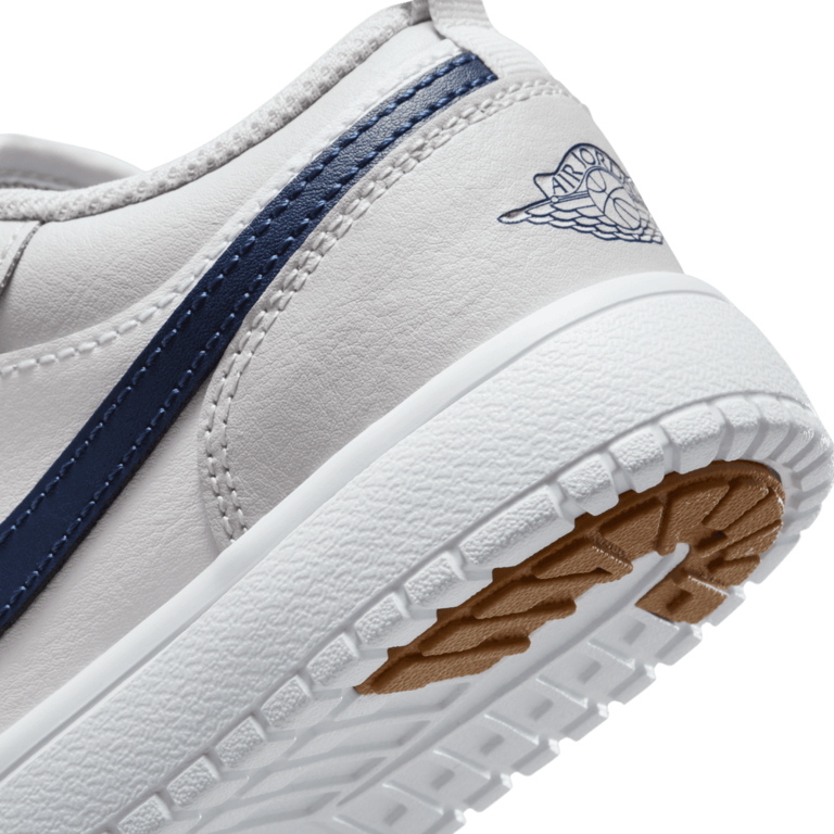 Air Jordan PS Air Jordan 1 Low Alt