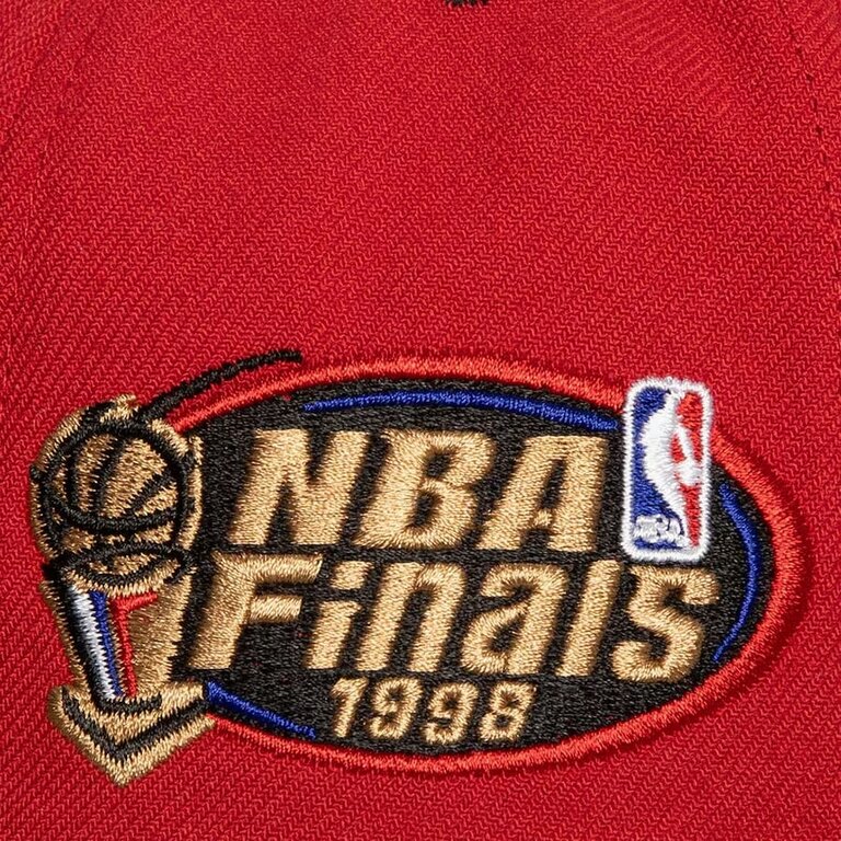 Mitchell & Ness M&N Crown Jewels Pro Snapback Chicago Bulls