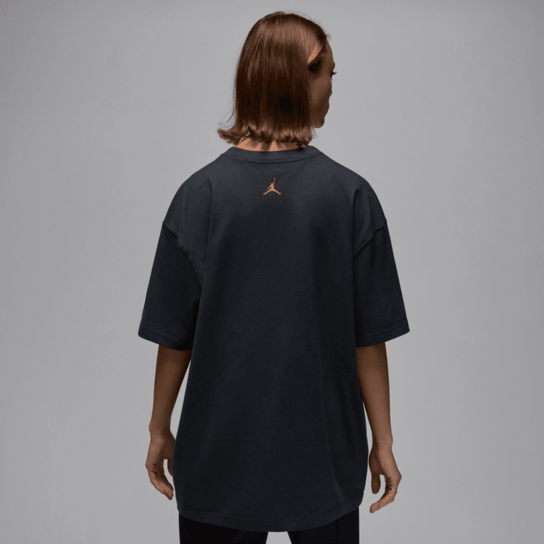Air Jordan WMNS Air Jordan Oversized Short-Sleeve Graphic Tee