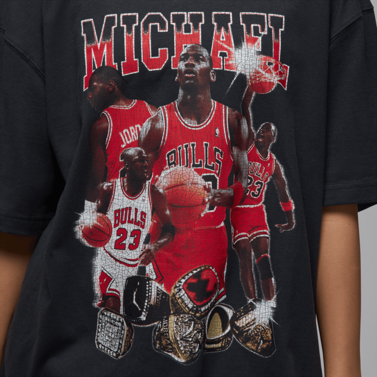 Air Jordan WMNS Air Jordan Oversized Short-Sleeve Graphic Tee