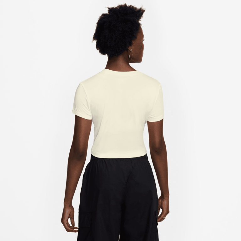 Nike Wmns Nike Sportswear Chill Knit Cropped Tee