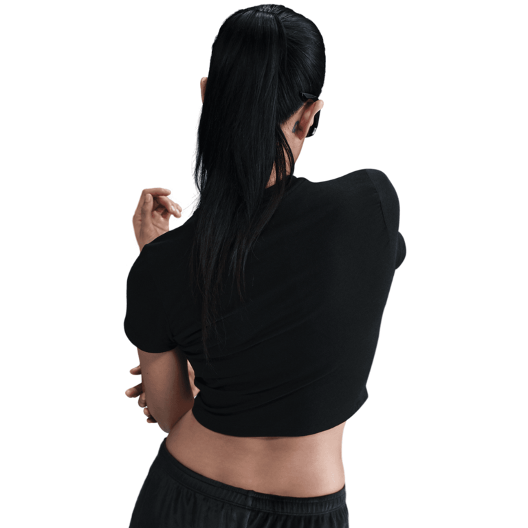 Nike Wmns Nike Sportswear Chill Knit Cropped Tee