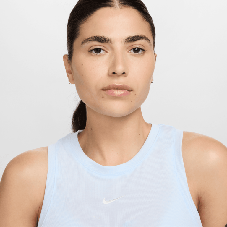 Nike Wmns Nike Sportswear Chill Knit Cropped Tank Top