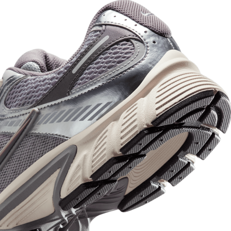 Nike Nike V5 RNR