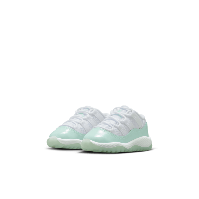 Air Jordan TD Air Jordan 11 Retro Low