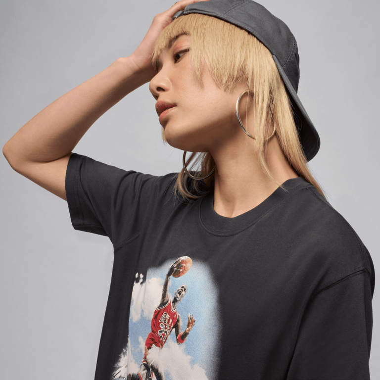 Air Jordan Wmns Air Jordan Flight Graphic Tee FA25