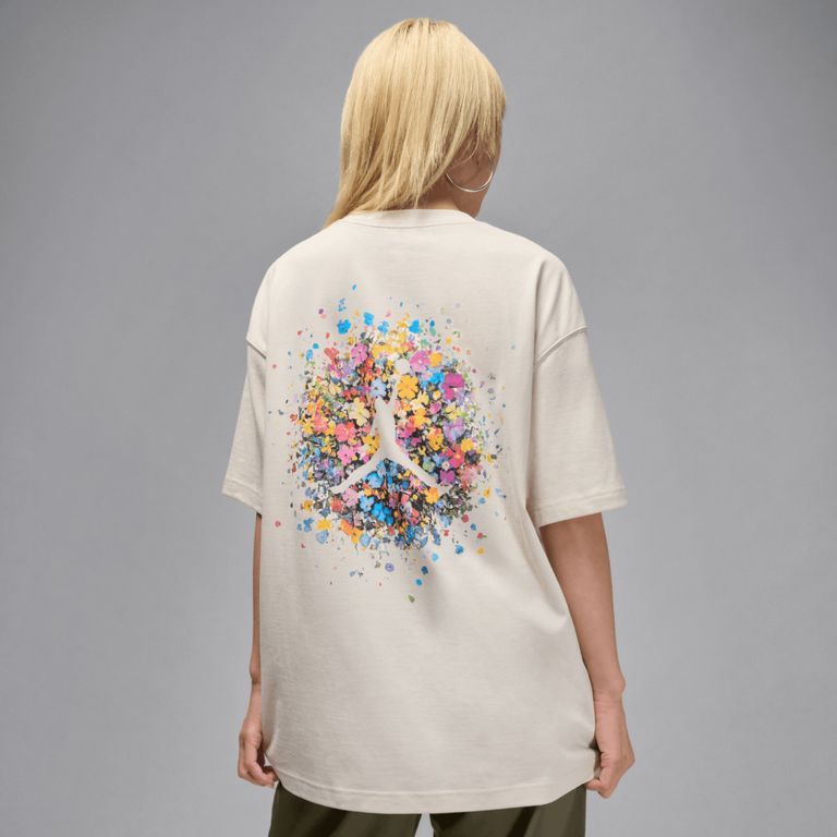 Air Jordan Wmns Air Jordan Flight Oversized Graphic Tee FA25