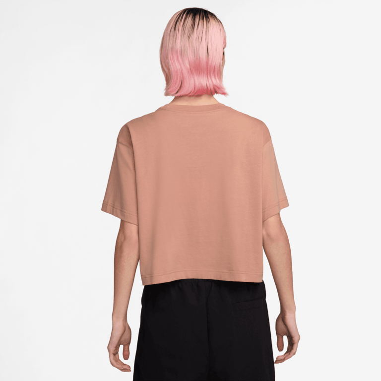 Nike Wmns Nike Sportswear Club Crop Tee