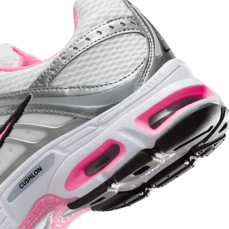 Nike Wmns Nike Air Max Moto 2K