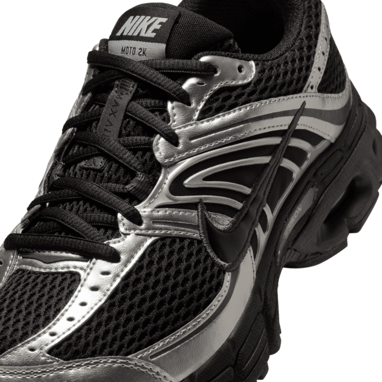 Nike Wmns Nike Air Max Moto 2K