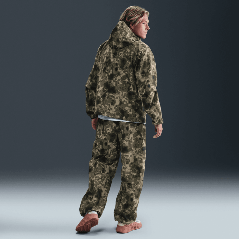 Nike Nike Tech -FIT Woven Camo Windrunner Oversized Jacket