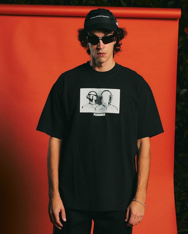 Pleasures Pleasures Inverted Tee