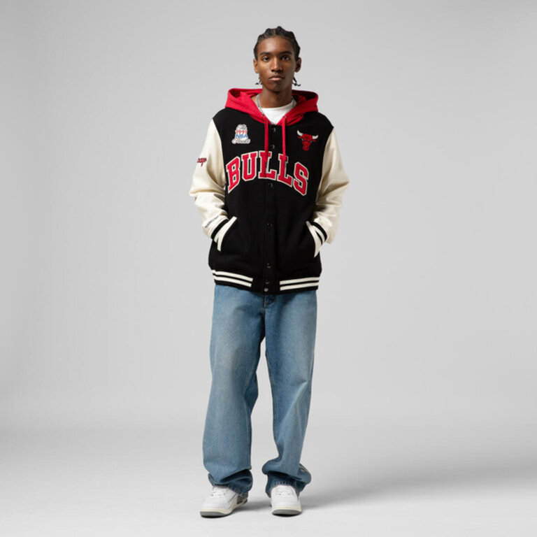 Mitchell & Ness M&N NBA Vi M&N NBA Vintage Logo Chicago Bulls Courtside Fleece Button Front Hoodie 'Black' * Full titlentage Logo Chicago Bulls Courtside Fleece Button Front Hoodie