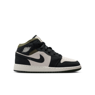 Air Jordan GS Air Jordan 1 Mid SE