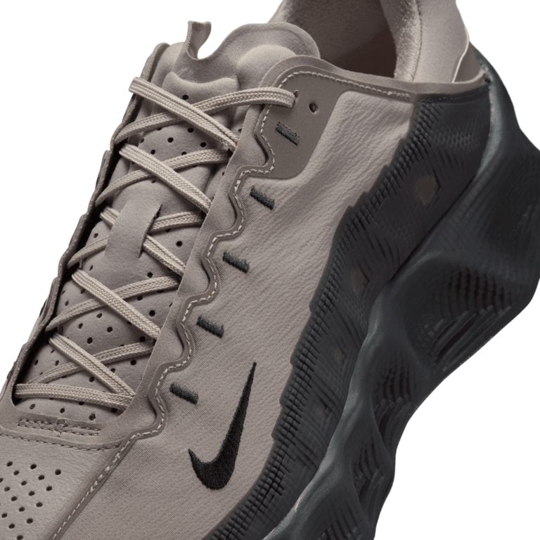 Nike Nike Ava Rover