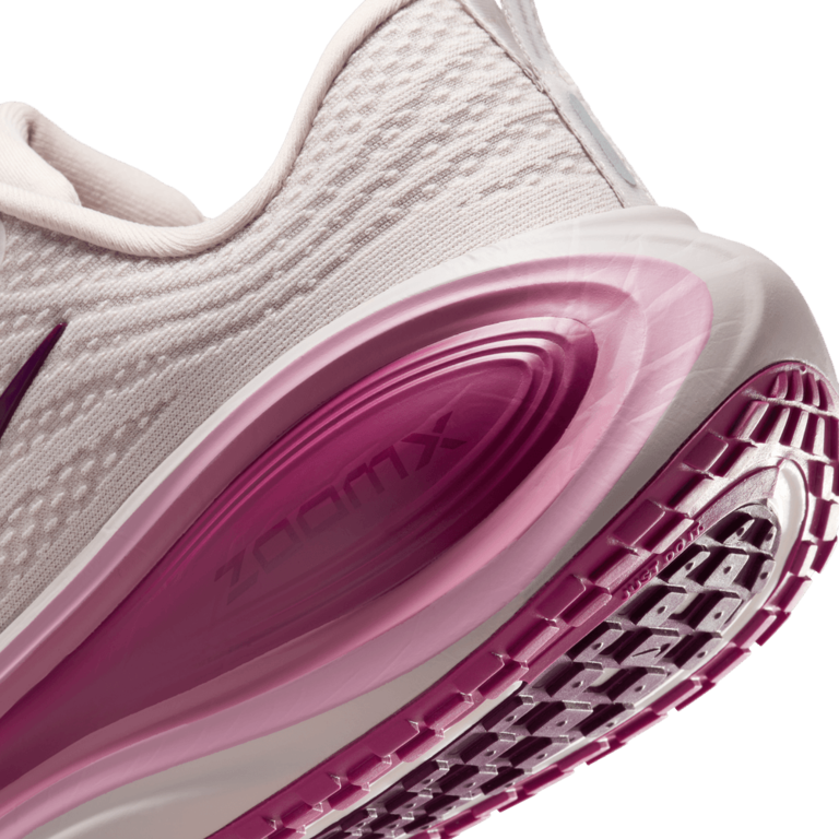 Nike Wmns Nike Vomero Plus