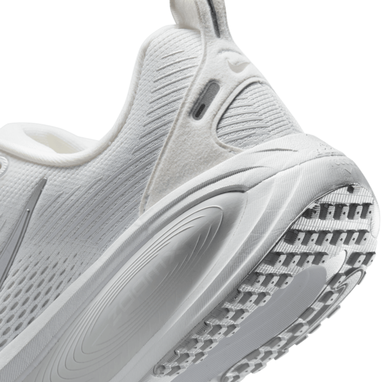 Nike Wmns Nike Vomero 18