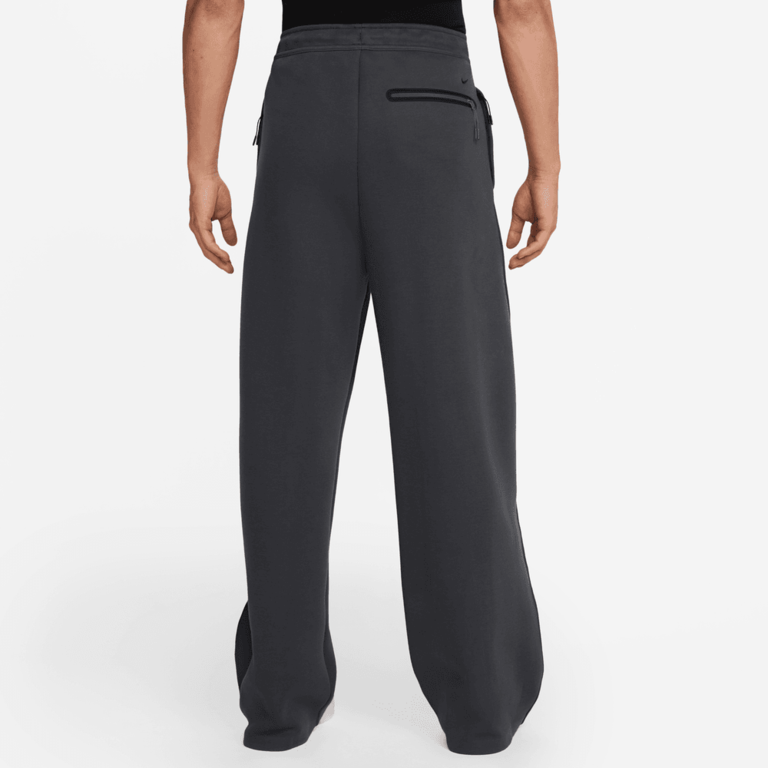 Nike Nike Tech Fleece Loose-Fit Open Hem Pant
