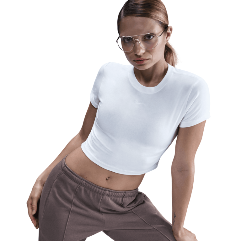 Nike Wmns Nike Sportswear Chill Knit Tee