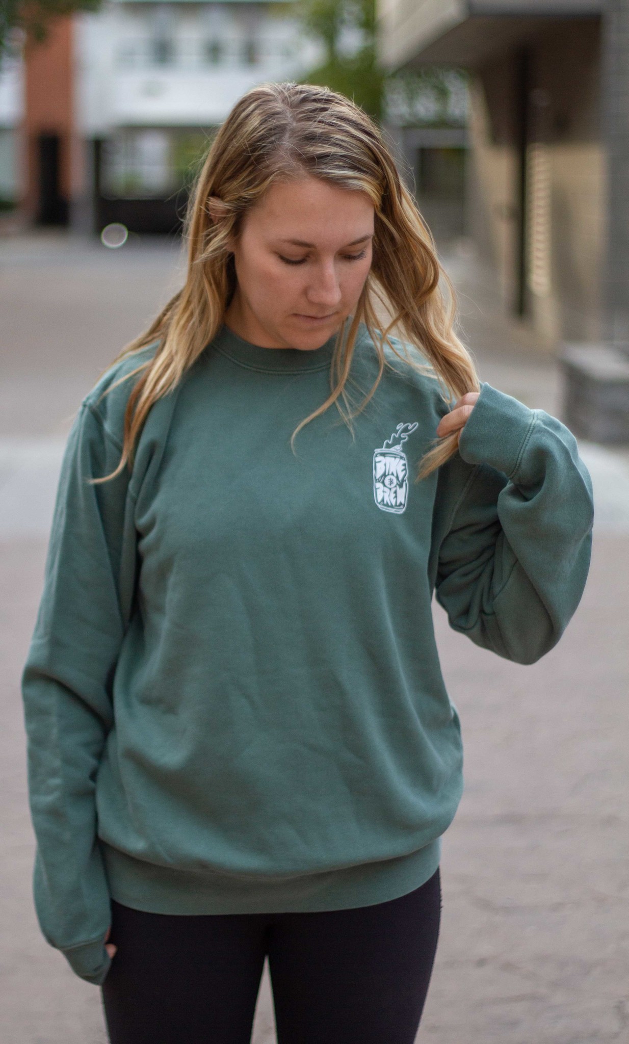 BIKE AND BREW Green 'Can' Crewneck