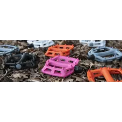 DMR V6 Poly Flat Pedal