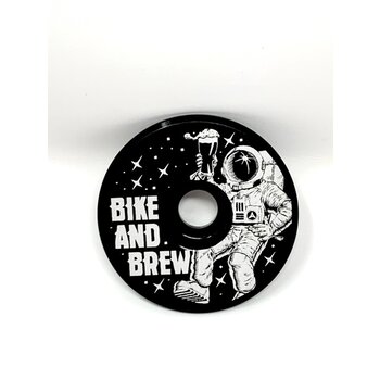 BIKE AND BREW Top Cap Astronaut