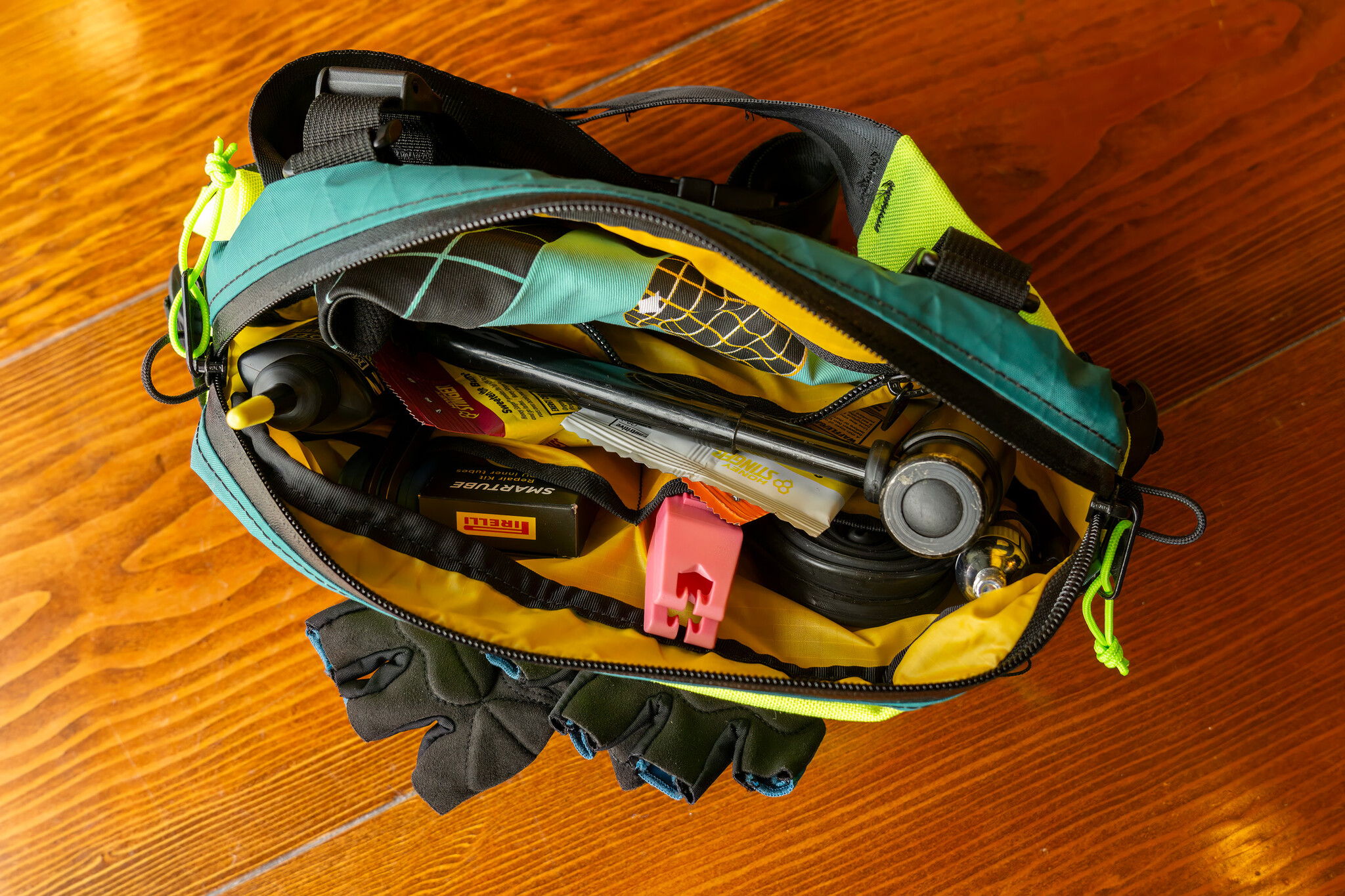 ATWATER ATELIER x B&B - Forester  Neon Yellow/Blue